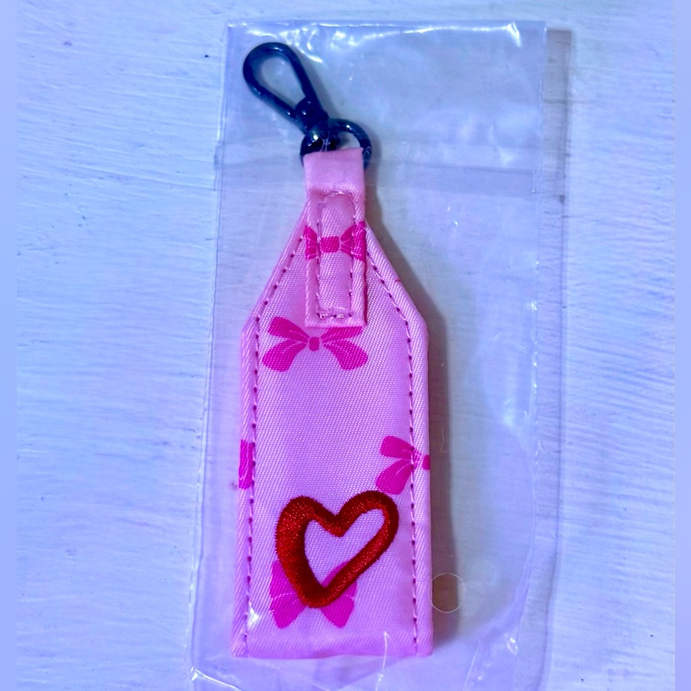 Lug Mini Bows Oversized Pull Tag